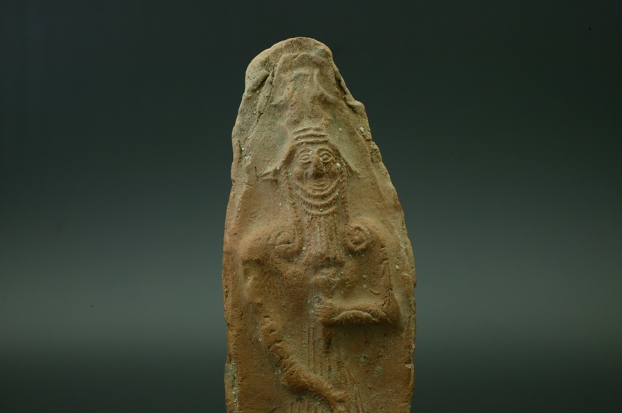 バビロニア　マルドューク神　テラコッタ製　装飾品