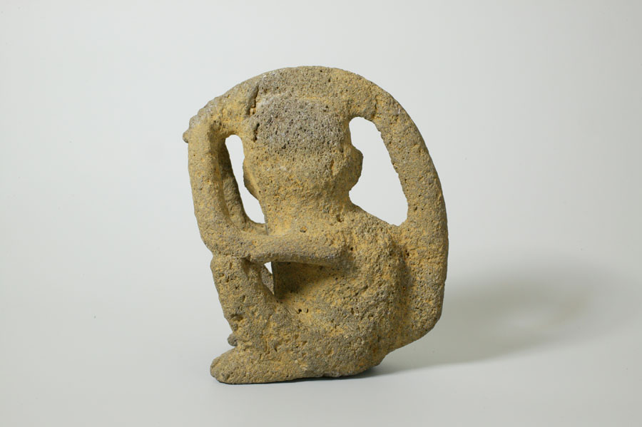 プレコロンビア　コスタリカ　猿の石像05