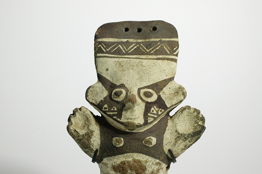 古代ペルー　チャンカイの魔除けの小型立像04