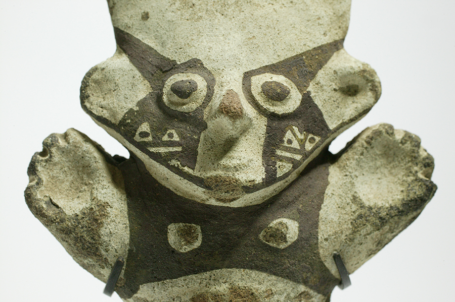 古代ペルー　チャンカイの魔除けの小型立像05