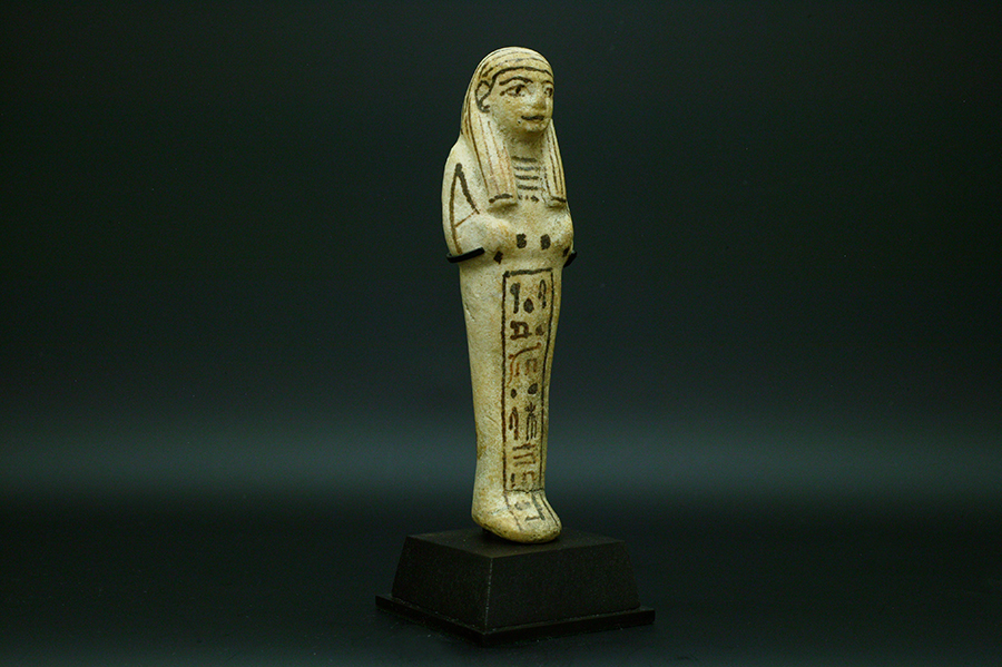 第19王朝　エジプト　ベージュ色のファイアンス・シャブティ03