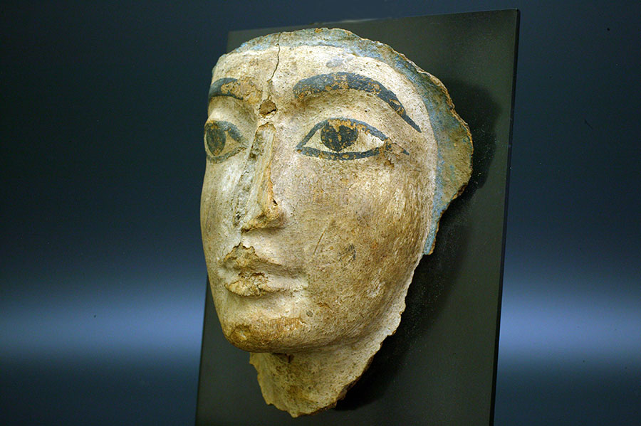 古代エジプト　新王国　彩色木製マスク