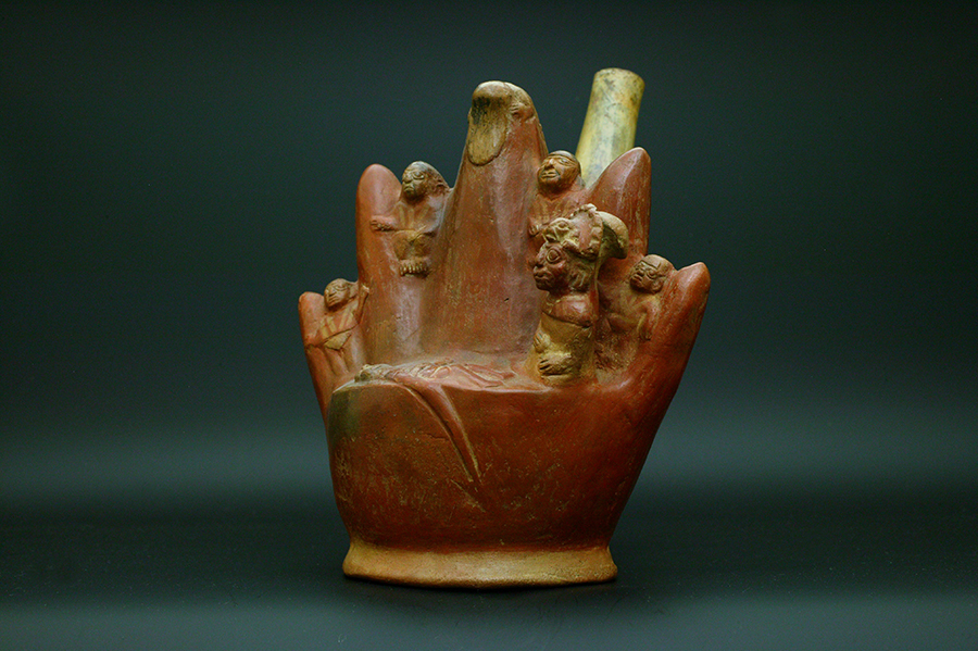 古代ペルー　モチェ　モチカ　生贄の儀式の壷