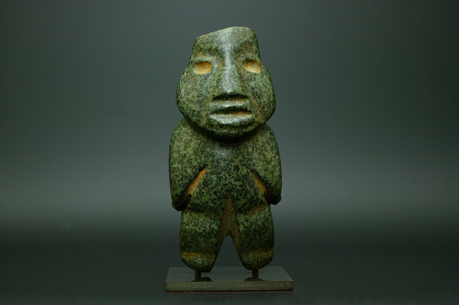 古代メキシコ　チョンタル 変成閃緑岩手斧像