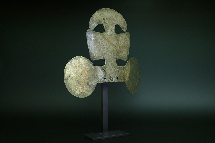 古代ペルー　チムー　ディアデム　銀製前飾り　