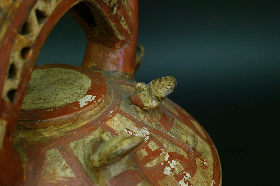 古代ペルー　チムー　虹の神の壷03